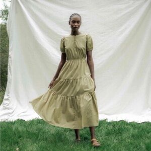 Christy Dawn size small Robin Dress in Willow daisy dot